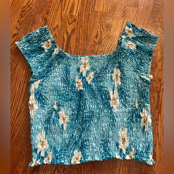 Barefoot Attitude Blue Smocked Stretch Tie-Dye Off Shoulder Top Size Large - Picture 3 of 5